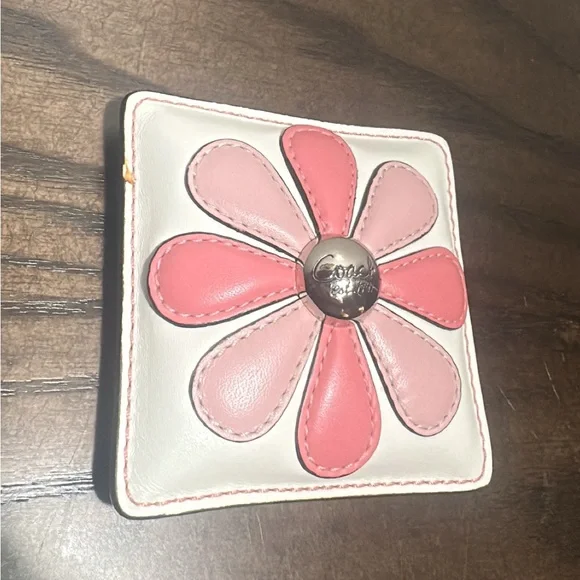Coach Vintage Leather Flower Paperweight - Picture 2 of 4